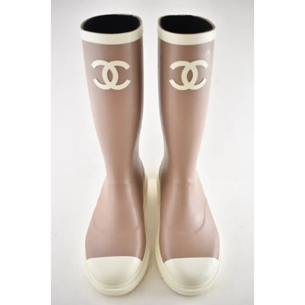 Chanel 26C Beige White Caoutchouc CC Logo High Pull On Rubber Rain Boots 36 - Picture 13 of 16